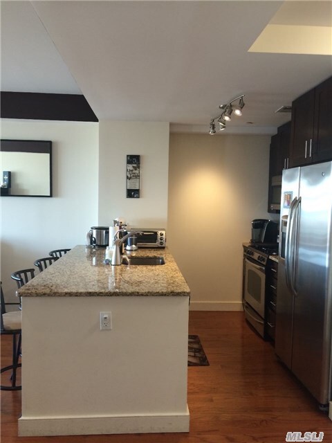 Foto del edificio - 151 Beach 96th St