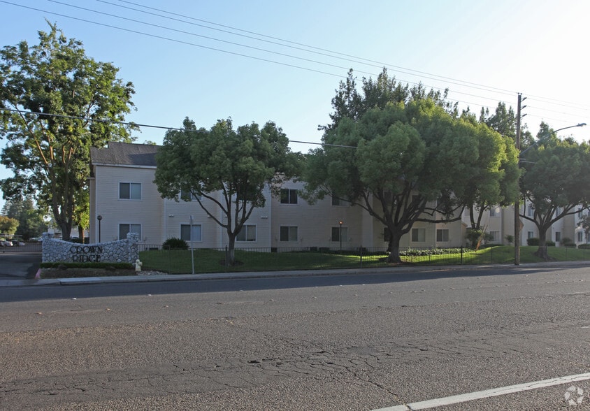 Crown Ridge Apartments Rentals Modesto, CA
