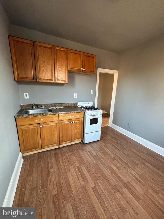 Building Photo - 1767 N Peach St