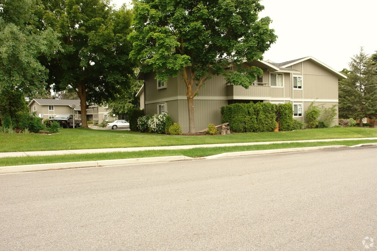 Timber Court Apartments Apartments in Spokane WA Apartments com