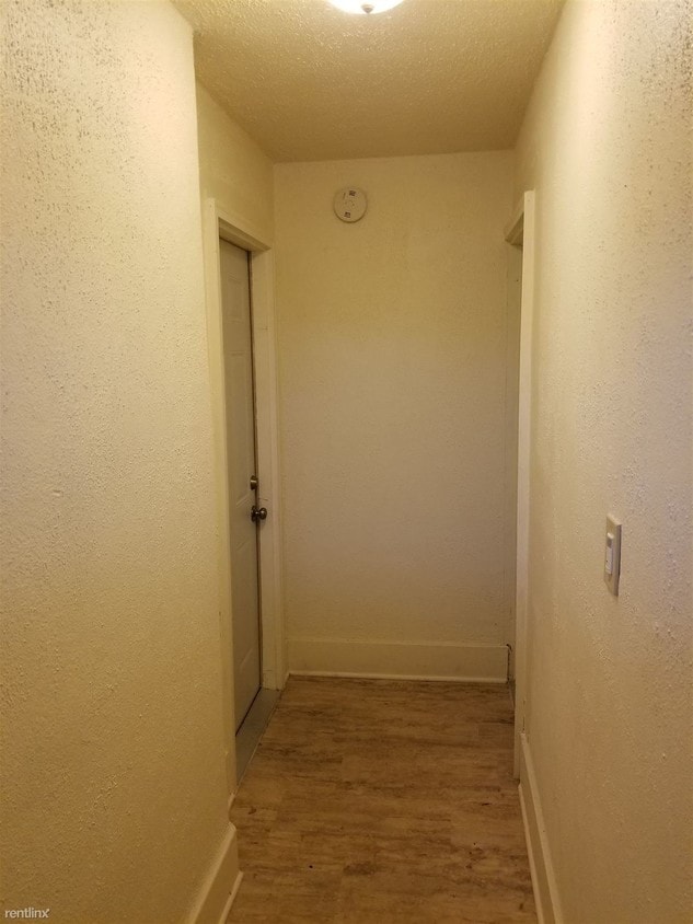 Primary Photo - 407 W 4th St