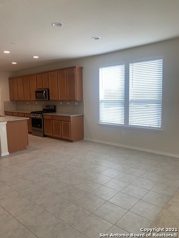 Building Photo - 28406 Shailene Dr