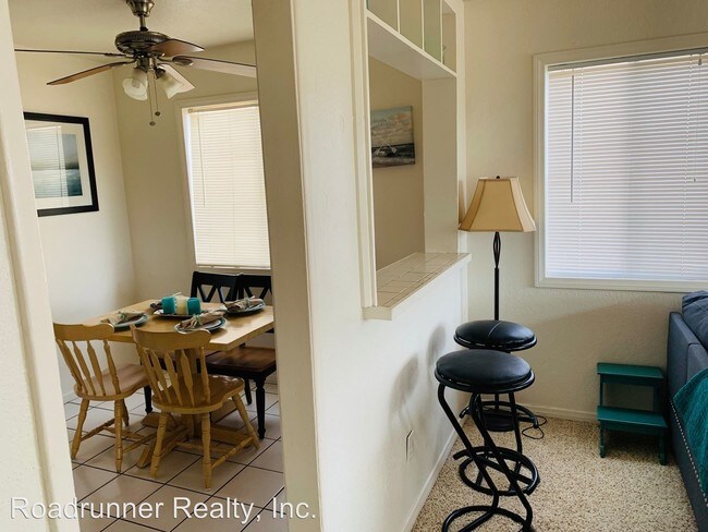 Foto del edificio - 2 br, 1 bath House - 5656 Mariposa Ave.