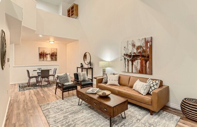 Foto del edificio - 2270 Snowberry Ridge Ct