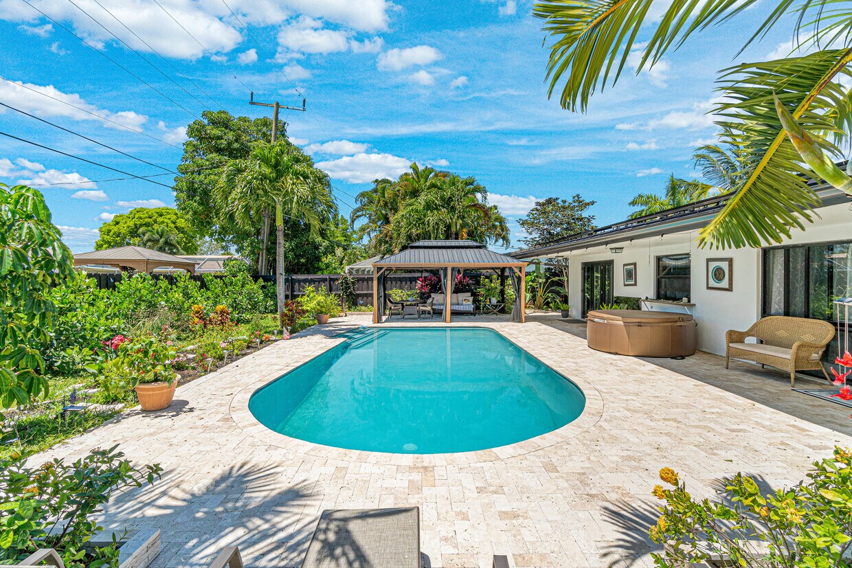 1298 SW 13th St, Boca Raton, FL 33486 House for Rent in Boca Raton