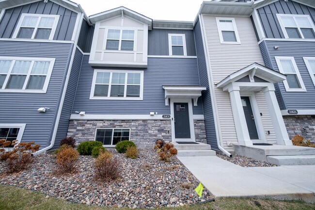 Foto del edificio - 21831 136th Wy