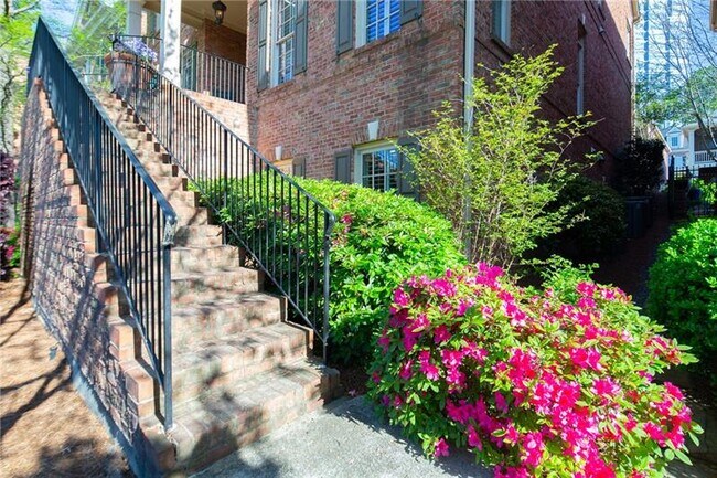 Foto del edificio - 3533 Preserve Dr SE