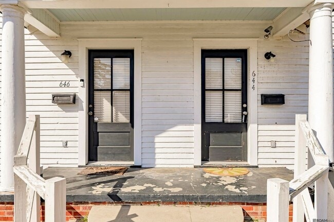 Photo - 644 St Landry St Townhome