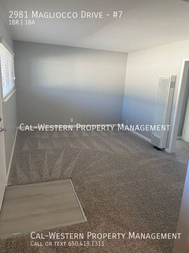 Foto del edificio - Spacious upstairs 1 bedroom apartment near...
