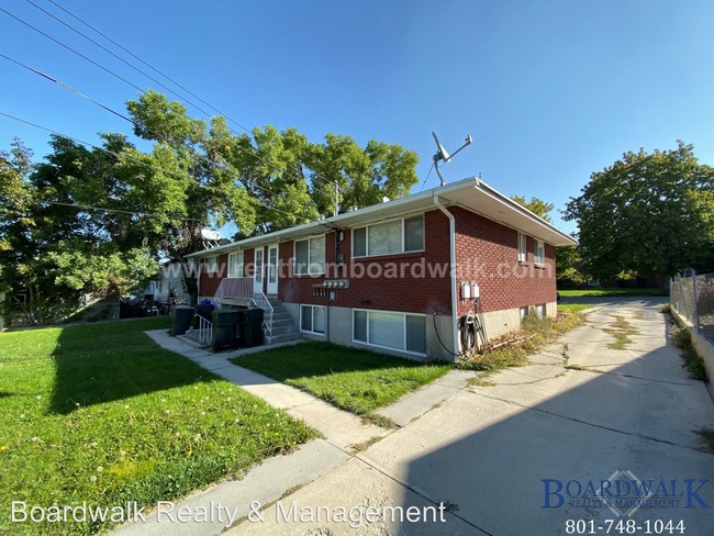 Building Photo - 191 N Pinehurst Ave