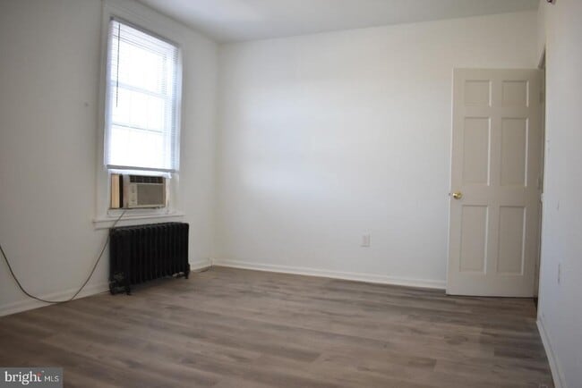 Foto del edificio - 6031 Market St