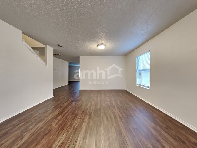 Building Photo - 5213 New Castleton Court