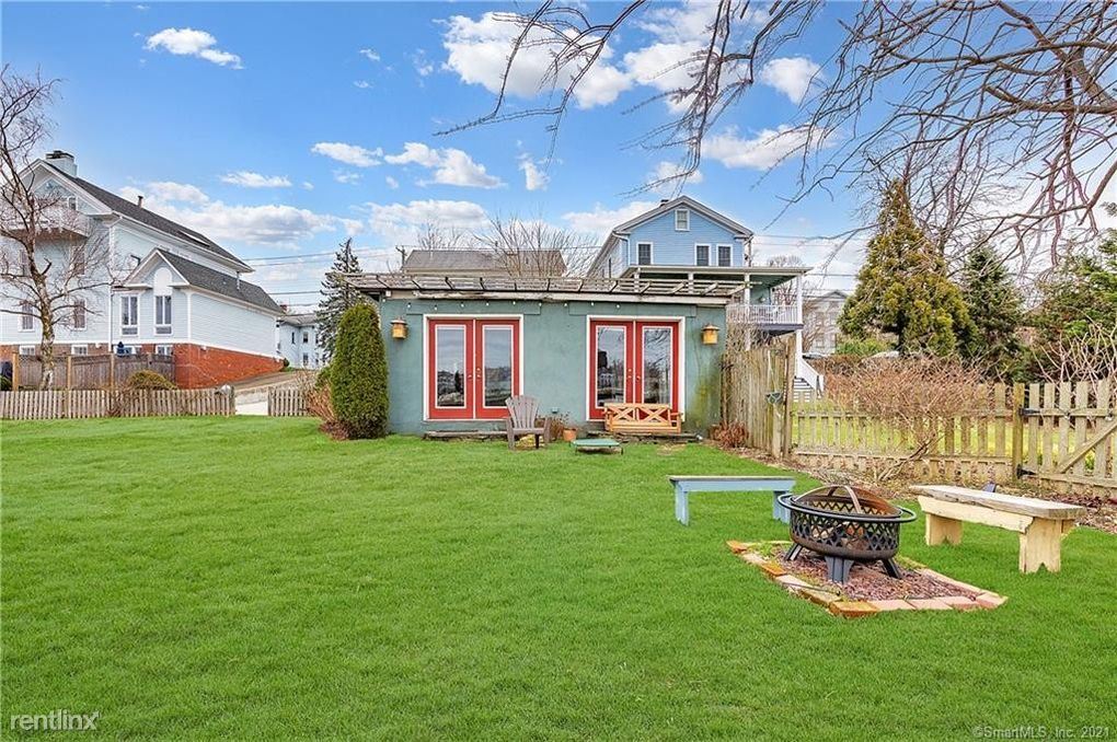Primary Photo - Studio, 1 bath House - 624 Quinnipiac Aven...