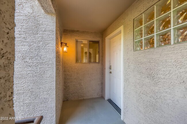 Foto del edificio - 5249 E Shea Blvd