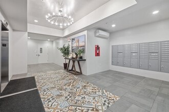 Building Photo - 100 Marshall St