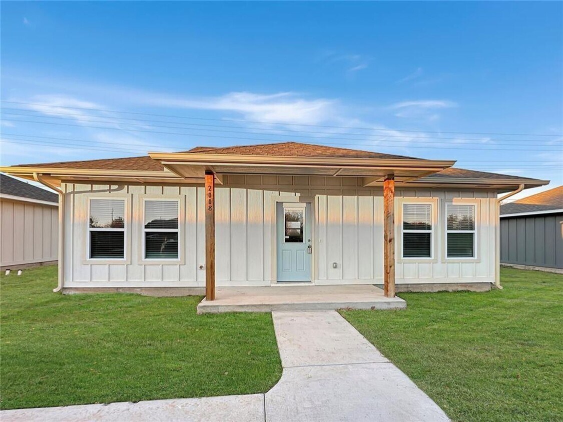 Foto principal - Stylish 2 Bed, 2 Bath Home in Blackwell