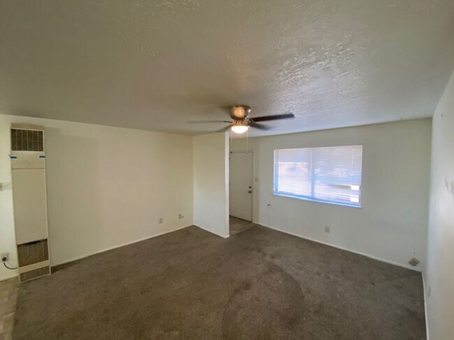 Foto del edificio - 2 Bedroom, 1 Bathroom Twin Home