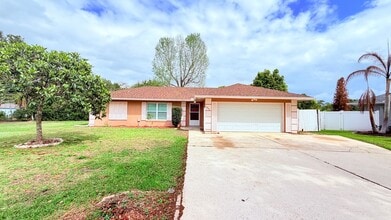 Building Photo - 1407 Prestwick Ct