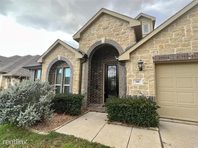 Building Photo - 4 br, 2 bath House - 108 Hurstwood Court