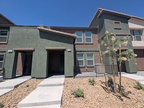 Building Photo - 7388 Joanna Brk St