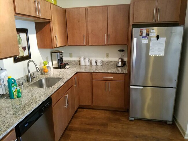 Foto del edificio - 1200 N 62nd St