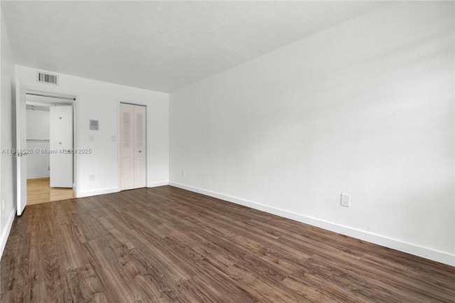 Foto del edificio - 9823 SW 93rd Terrace