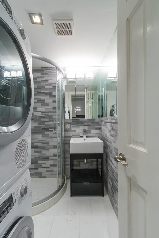 Foto del edificio - 221 E 11th St