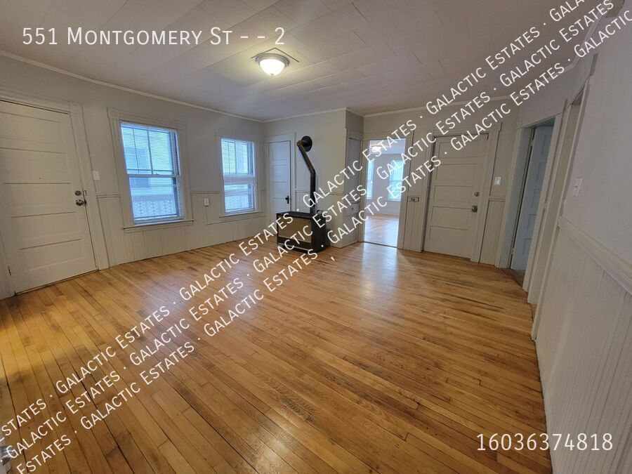 Primary Photo - Second floor super spacious 4 bedroom apar...