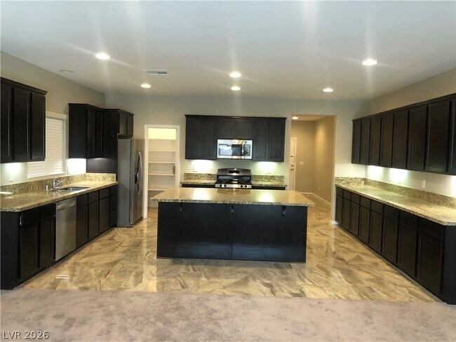 Foto del edificio - 1513 Blues Ln