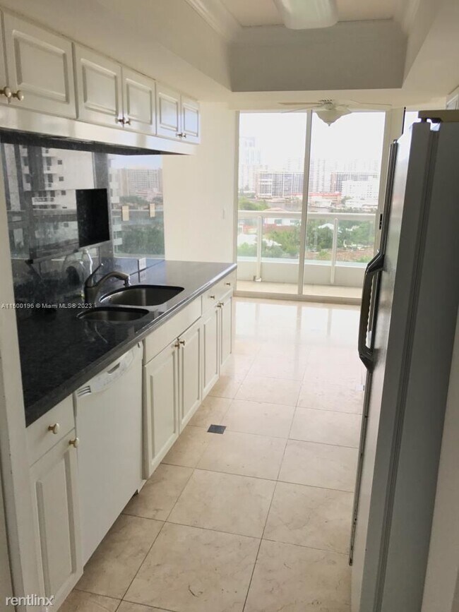 Foto del edificio - 3 br, 2 bath House - 21205 Yacht Club Dr A...