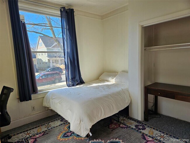 Foto del edificio - 921 Mary St