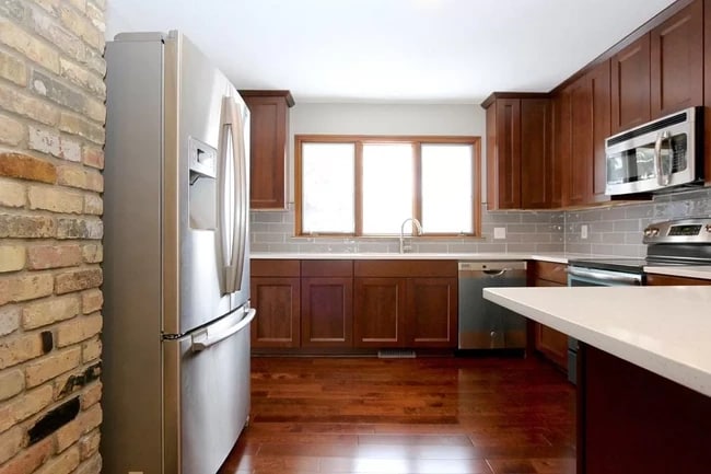 Kitchen - 7217 Glouchester Dr