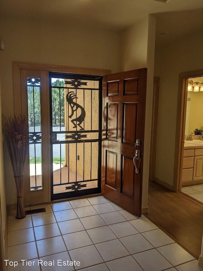 Building Photo - 3 br, 2 bath House - 2235 Paseo Del Oro