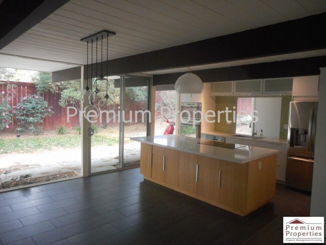 Foto del edificio - 23 San Marino Ct