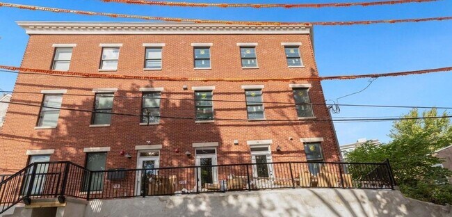 Foto del edificio - 511 Gorgas Ln