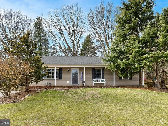 Building Photo - 6810 Greenvale Rd