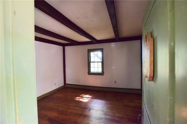 Building Photo - 3146 E Main Rd