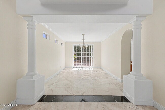 Foto del edificio - 2737 W Glenhaven Dr