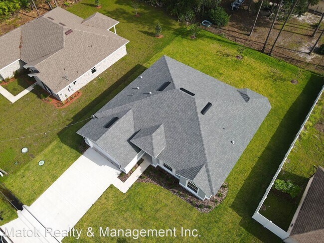 Building Photo - 3 br, 2 bath House - 35 Richardson Dr