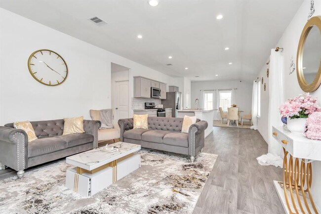 Building Photo - 24302 Springfield Valley Dr