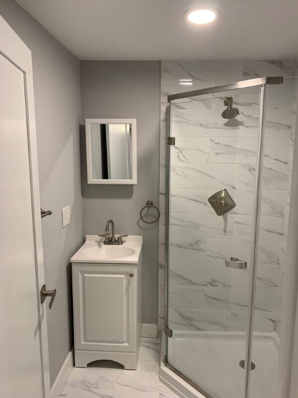 Building Photo - 49 E Cliveden St