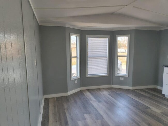 Foto del edificio - 814 S Kern Ave