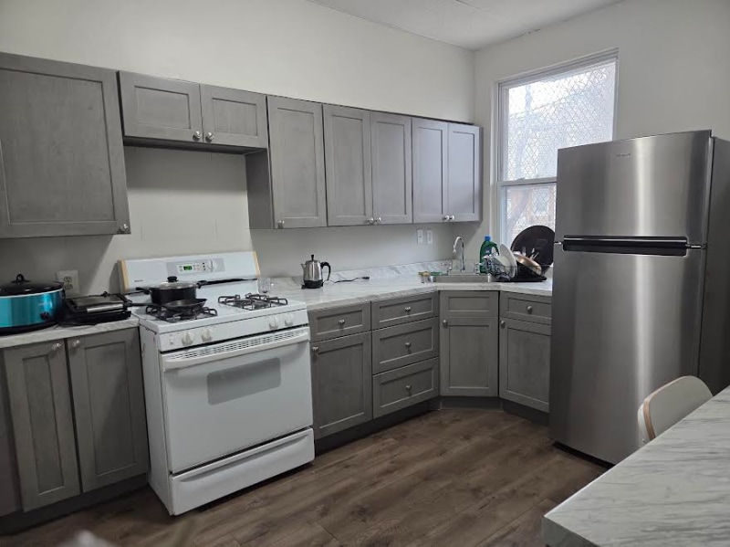 Foto del edificio - 1636 N Monroe St