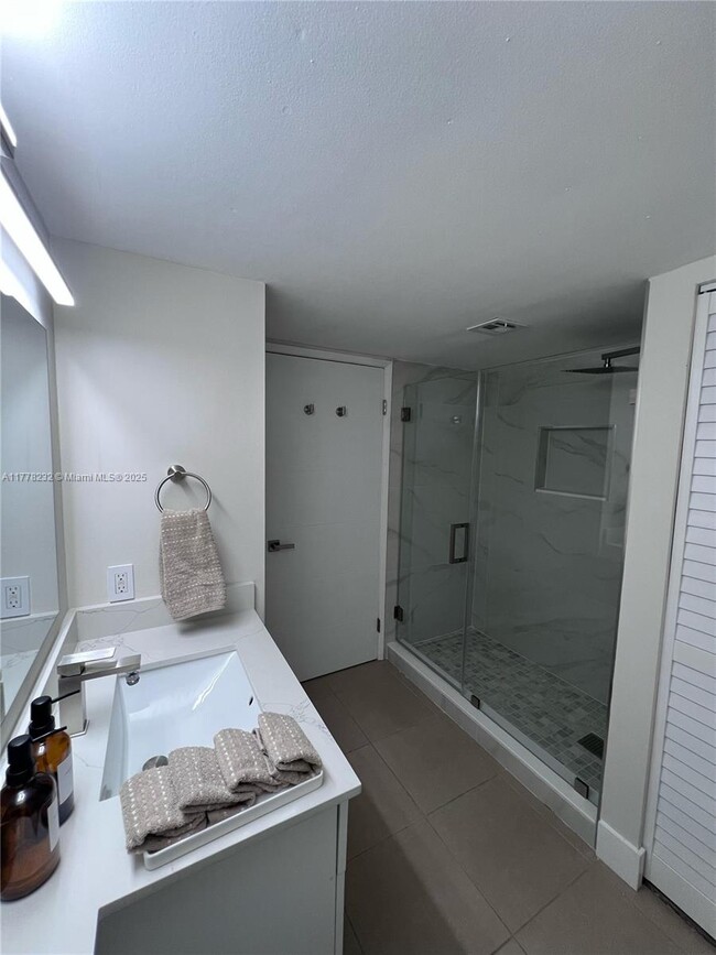 Foto del edificio - 4866 NW 97th Ct