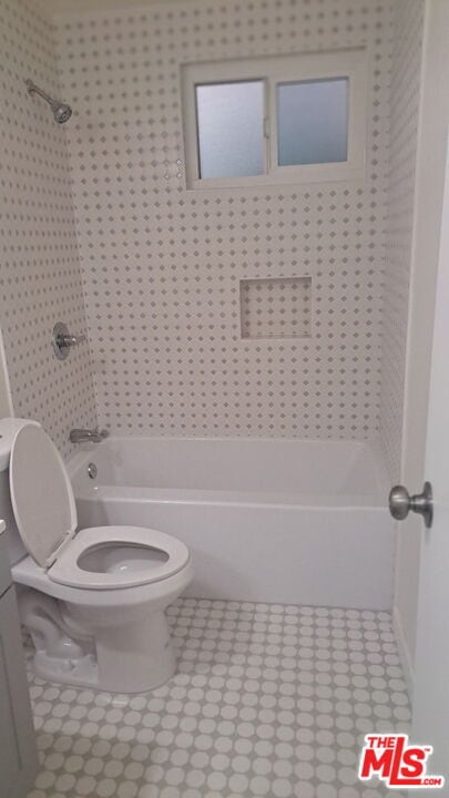 Building Photo - 6521 Beck Ave