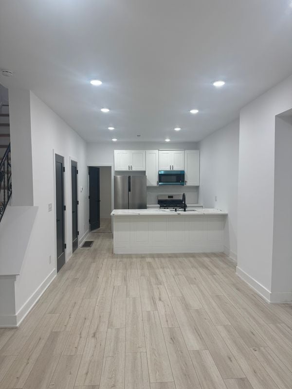 Building Photo - 807 S 57th St