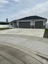 Building Photo - 3305 Crabapple Ct
