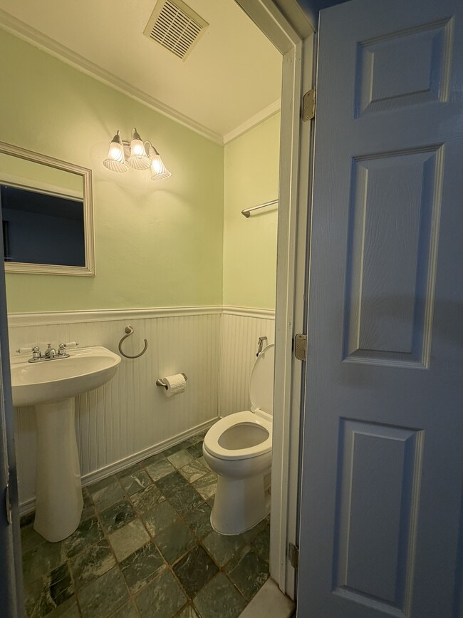 Foto del edificio - 308 Green St