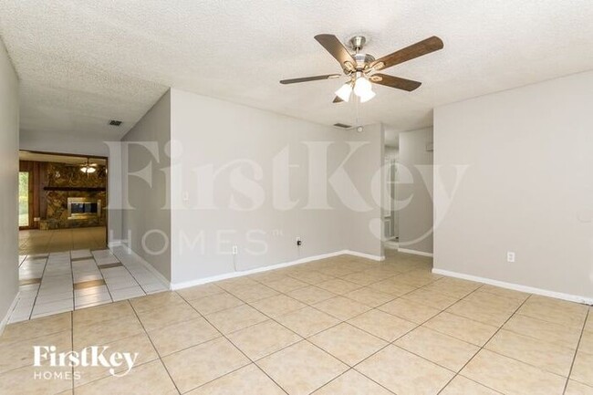 Foto del edificio - 2225 N Seminole St