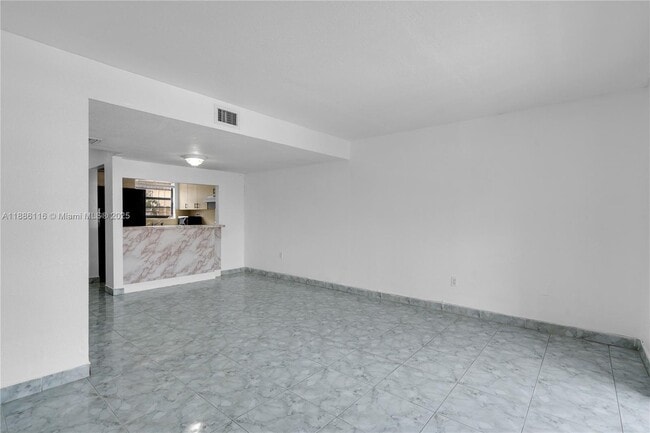 Foto del edificio - 2261 W 53rd St